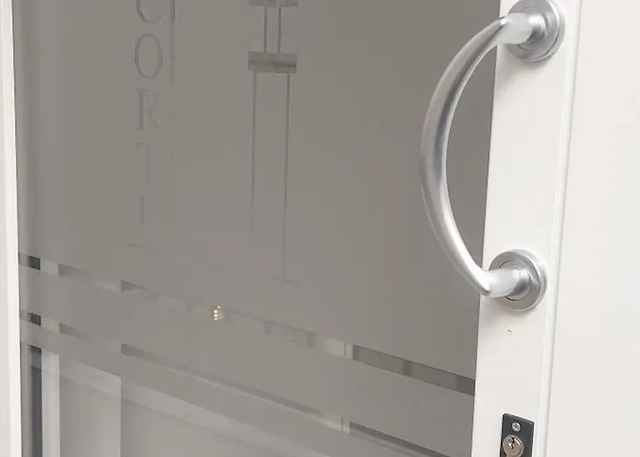 La Corte Gazde/Camere de închiriat