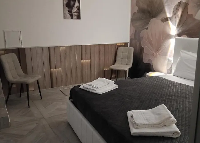 La Corte Gazde/Camere de închiriat Bari