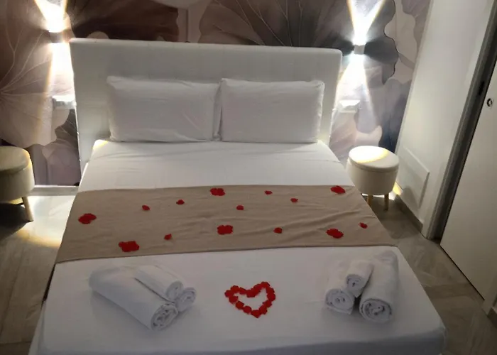 Gazde/Camere de închiriat La Corte