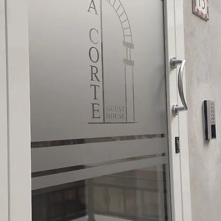La Corte 3* Bari